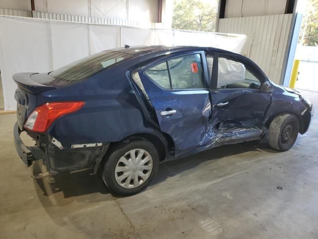 2013 Nissan Versa S