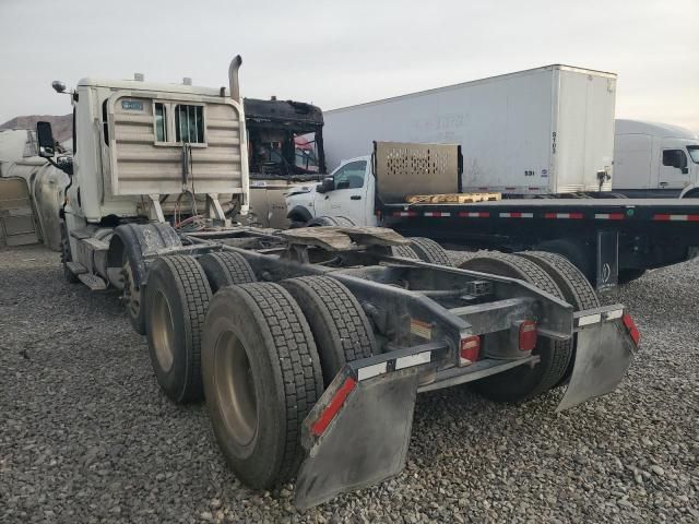 2013 Freightliner Cascadia 125