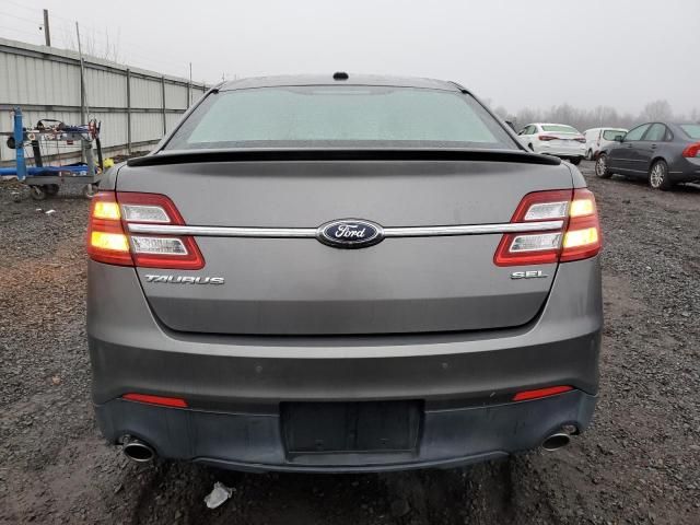 2014 Ford Taurus SEL