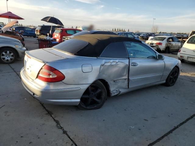 2005 Mercedes-Benz CLK 320