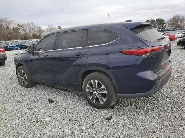 2022 Toyota Highlander XLE