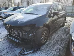 Chrysler Pacifica Touring salvage cars for sale: 2022 Chrysler Pacifica Touring