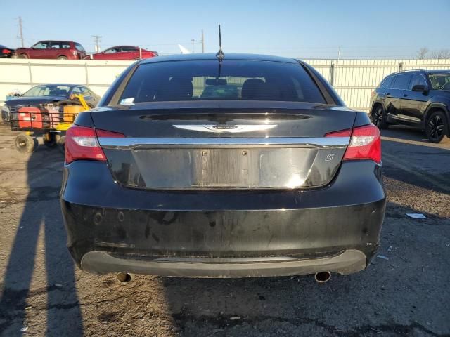 2014 Chrysler 200 Touring