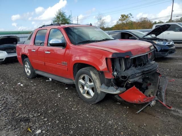 2011 Chevrolet Avalanche LS