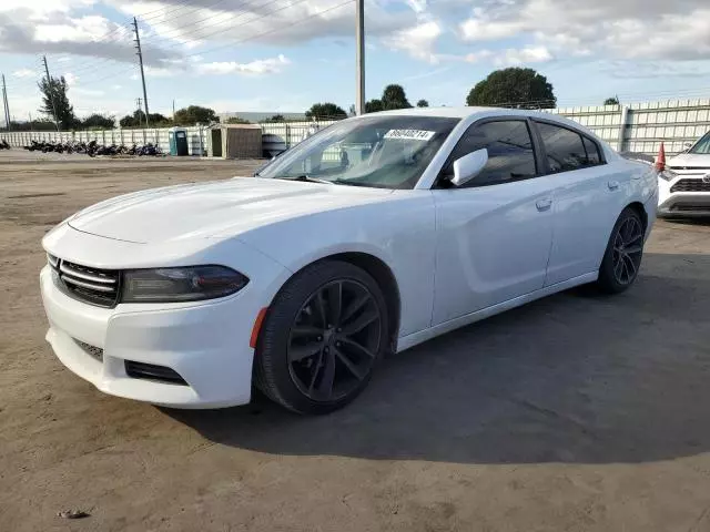 2015 Dodge Charger SE