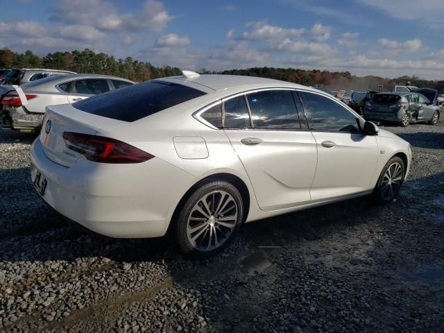 2018 Buick Regal Essence