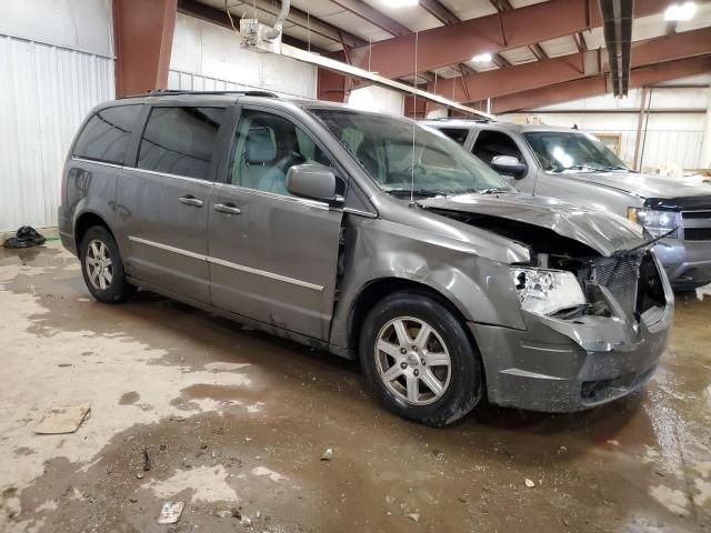 2010 Chrysler Town & Country Touring Plus