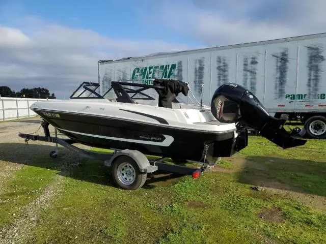 2020 Bayliner Boat