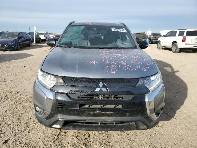 2020 Mitsubishi Outlander SE