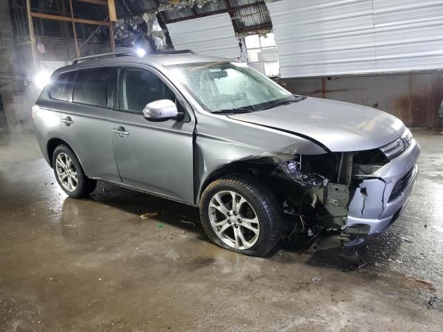 2014 Mitsubishi Outlander SE