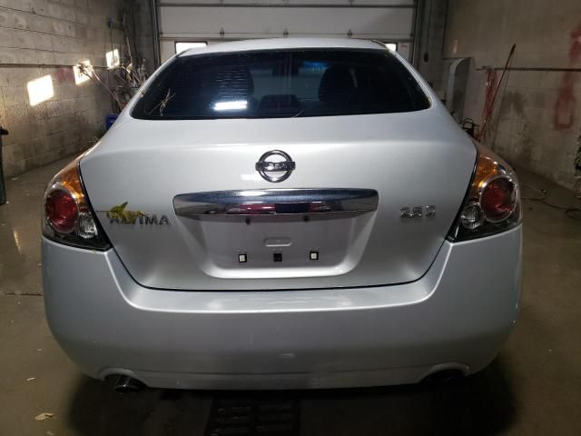 2010 Nissan Altima Base