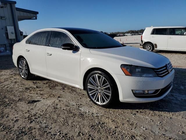 2015 Volkswagen Passat SE