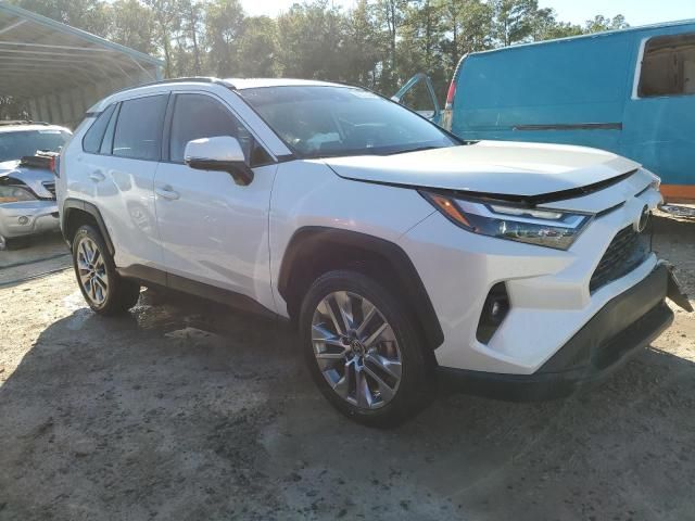 2022 Toyota Rav4 XLE Premium