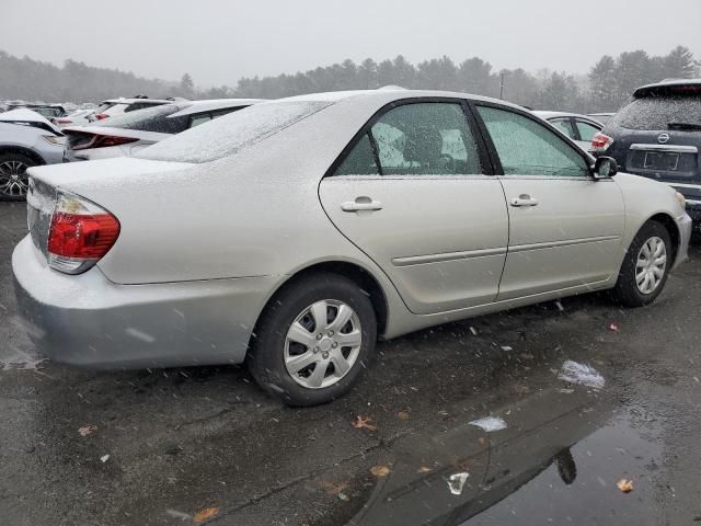 2005 Toyota Camry LE