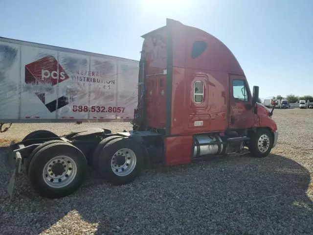 2015 Freightliner Cascadia 125