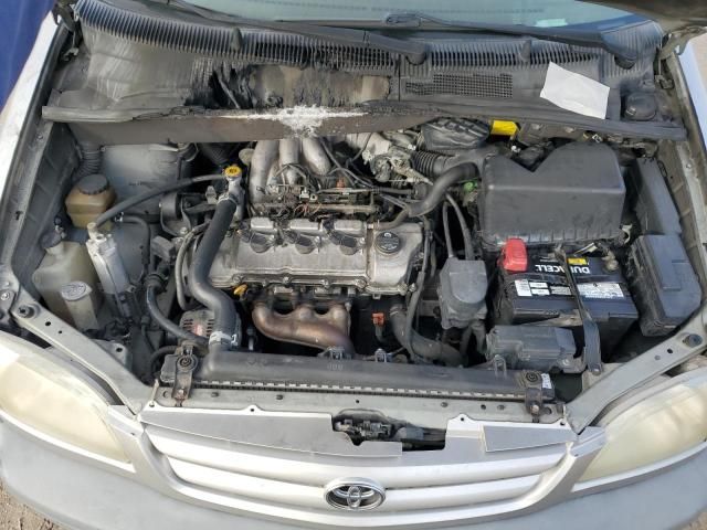 2001 Toyota Sienna LE