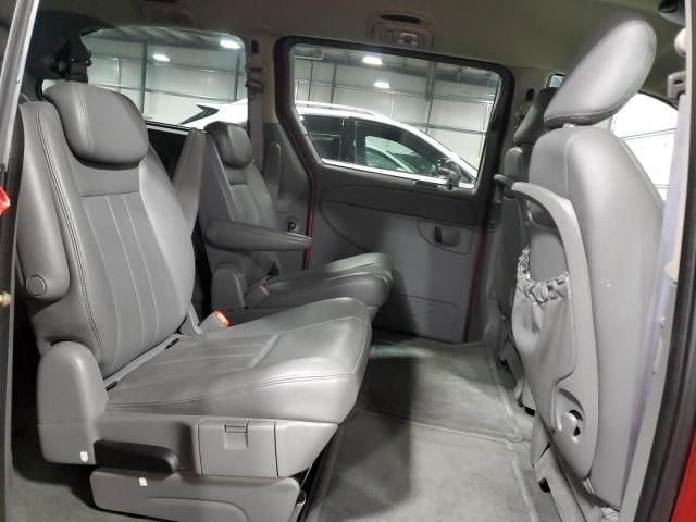 2005 Chrysler Town & Country Touring