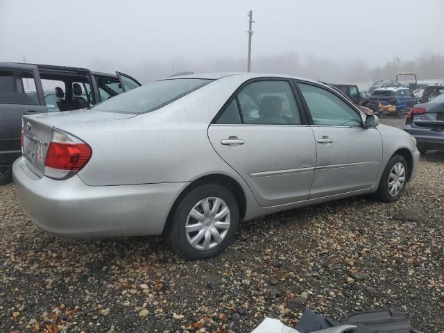 2005 Toyota Camry LE