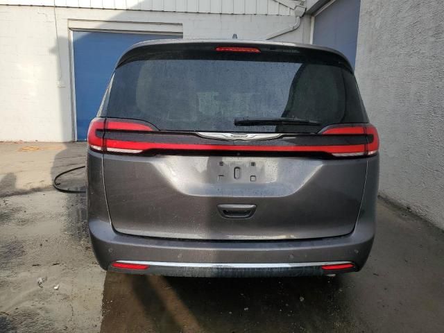 2022 Chrysler Pacifica Hybrid Touring L