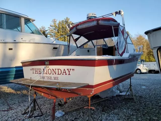 1988 Hunt Boat