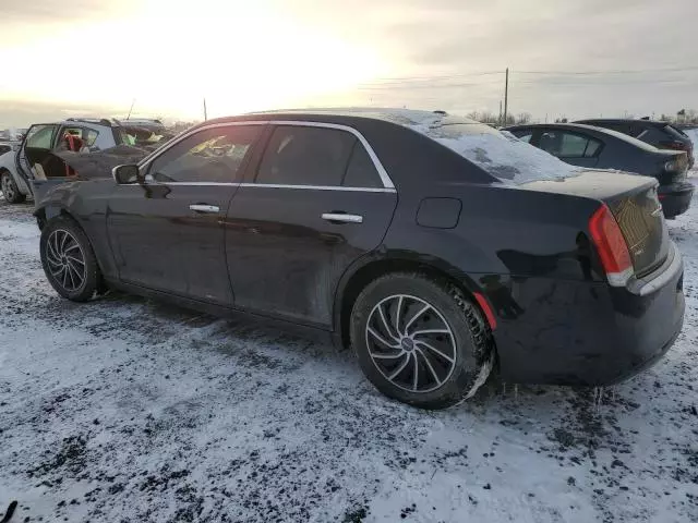 2016 Chrysler 300C Platinum