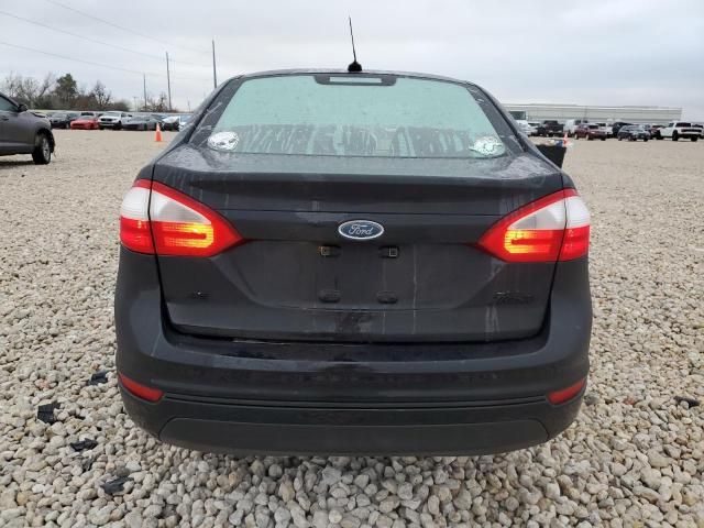 2015 Ford Fiesta SE