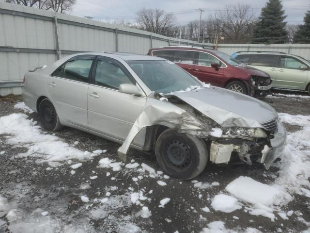 2005 Toyota Camry LE