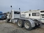 2024 Peterbilt 389