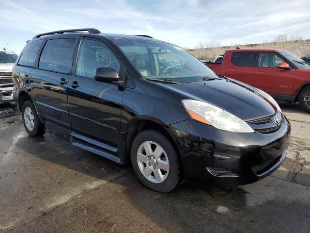 2008 Toyota Sienna XLE