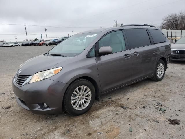 2014 Toyota Sienna XLE