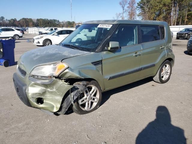 2011 KIA Soul +