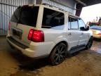 2004 Lincoln Navigator