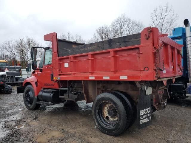 2003 International 4000 4300