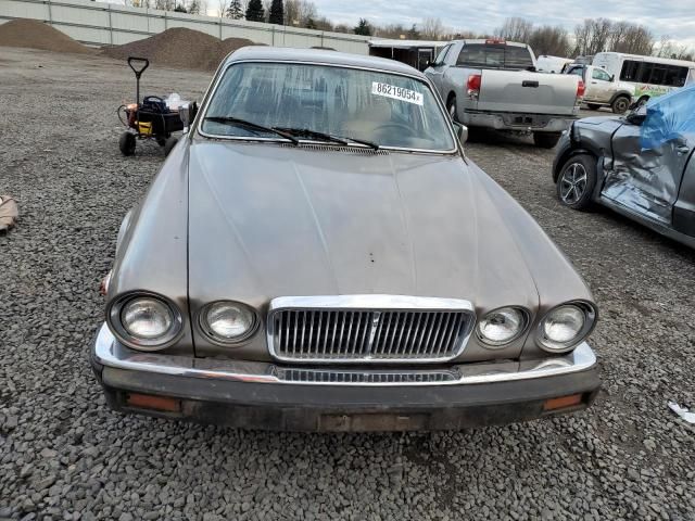 1986 Jaguar XJ6 Vanden Plas