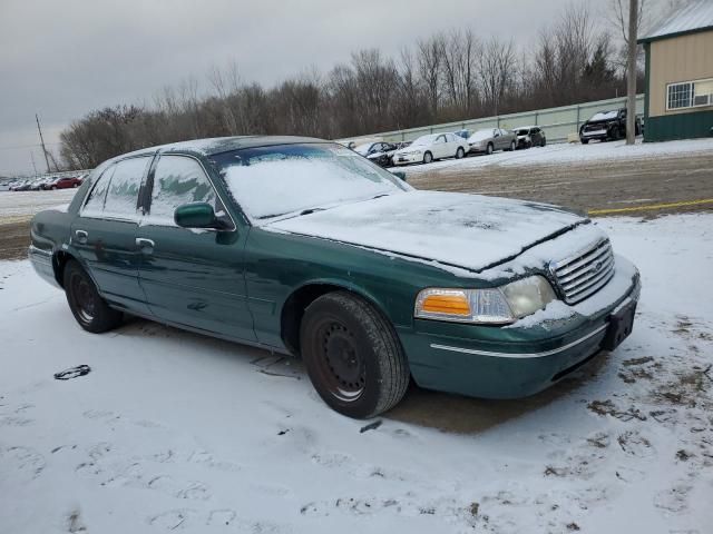 2000 Ford Crown Victoria