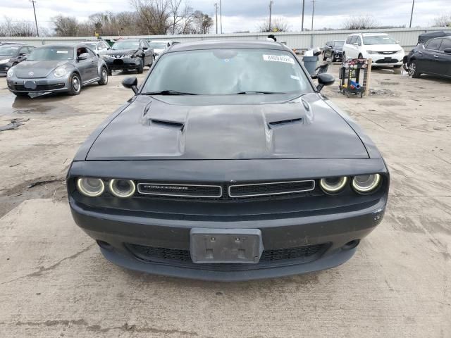 2015 Dodge Challenger SXT