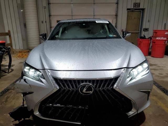 2024 Lexus ES 300H Base