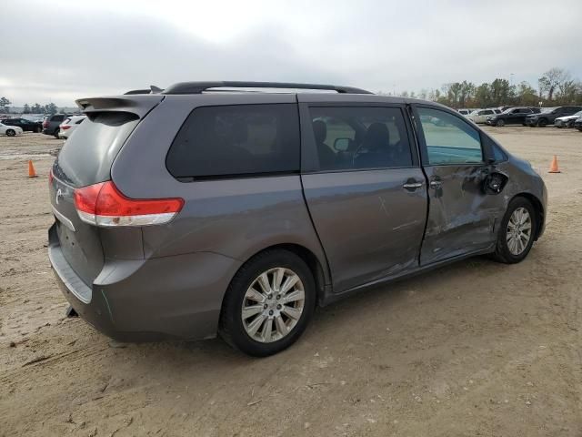 2014 Toyota Sienna XLE