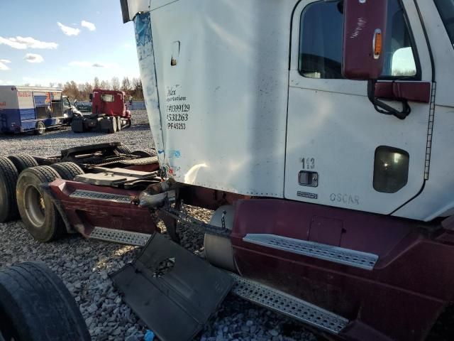 2000 Freightliner Conventional FLC120