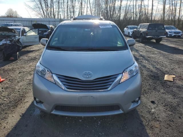 2015 Toyota Sienna XLE