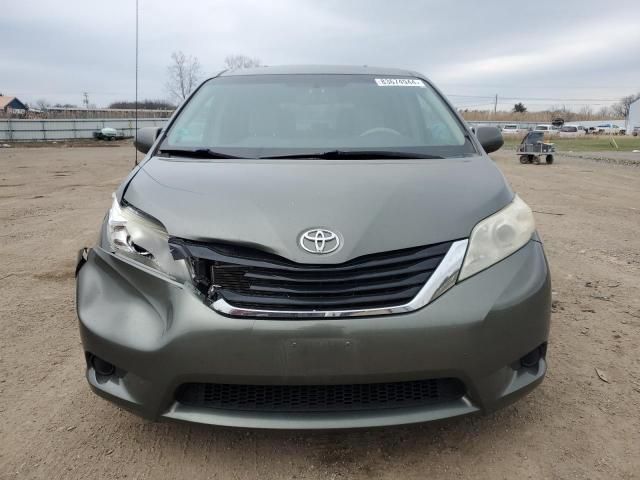 2011 Toyota Sienna LE