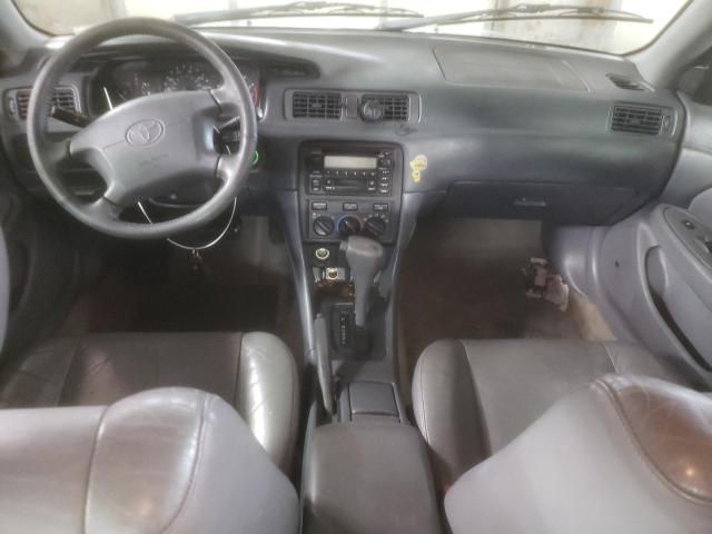 2000 Toyota Camry CE