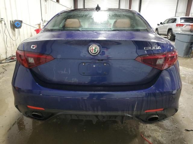 2018 Alfa Romeo Giulia TI Q4