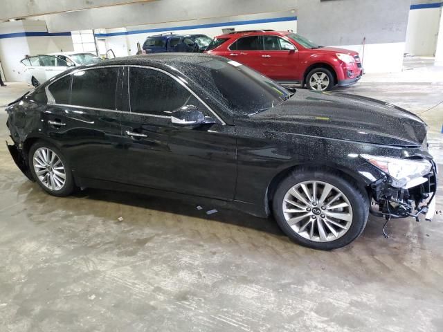 2021 Infiniti Q50 Luxe