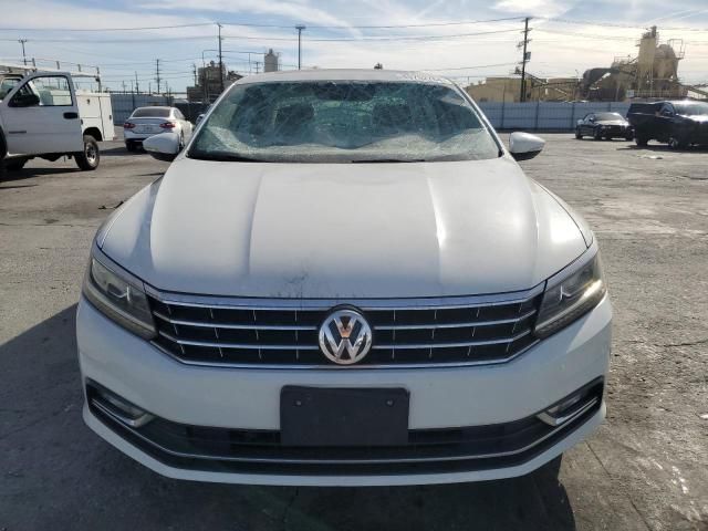 2016 Volkswagen Passat SE