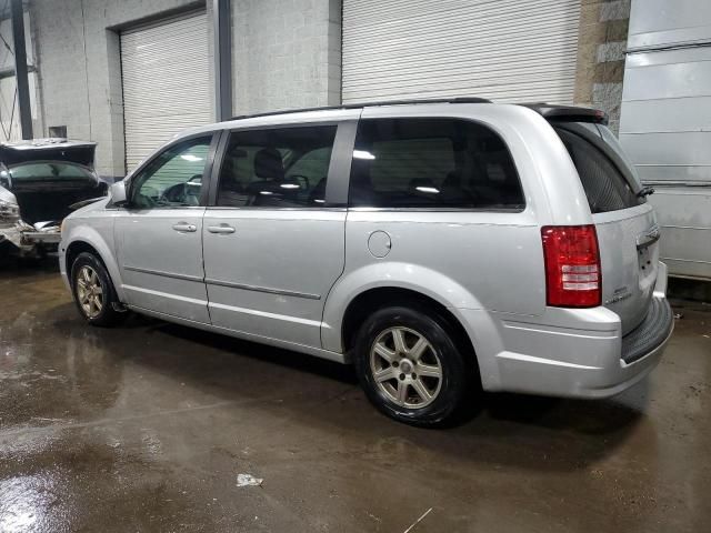 2010 Chrysler Town & Country Touring