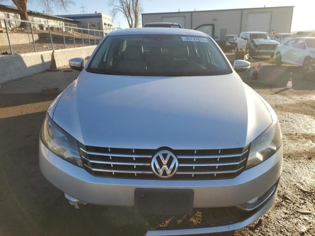 2014 Volkswagen Passat SEL