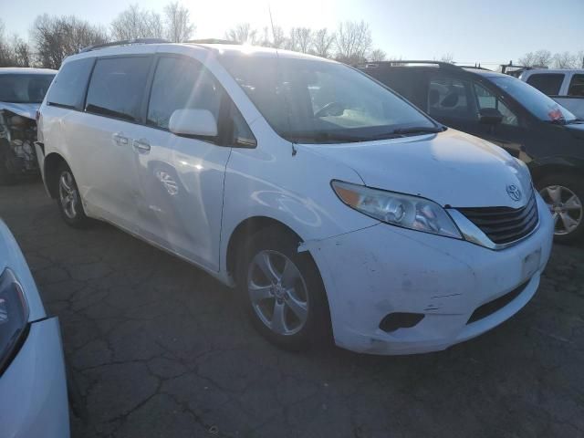 2012 Toyota Sienna LE