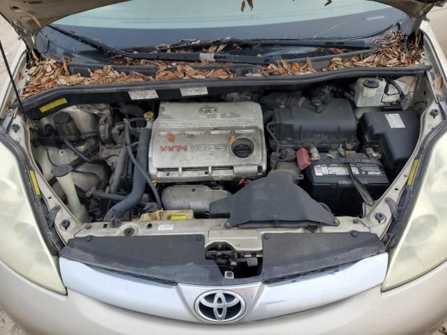 2006 Toyota Sienna XLE