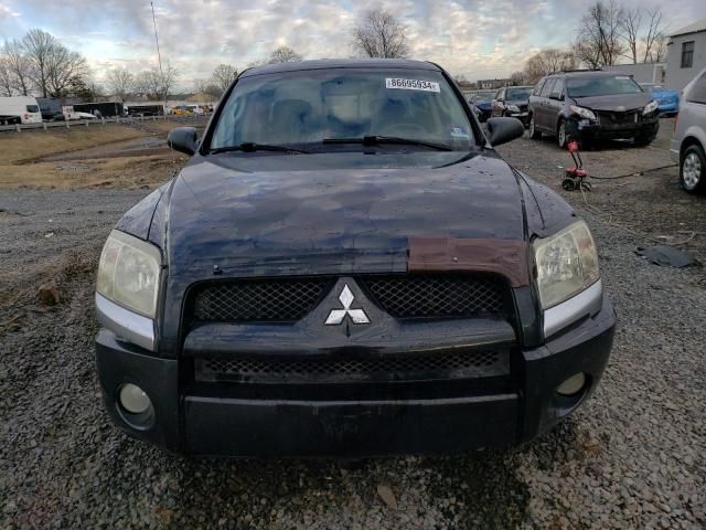 2008 Mitsubishi Raider LS